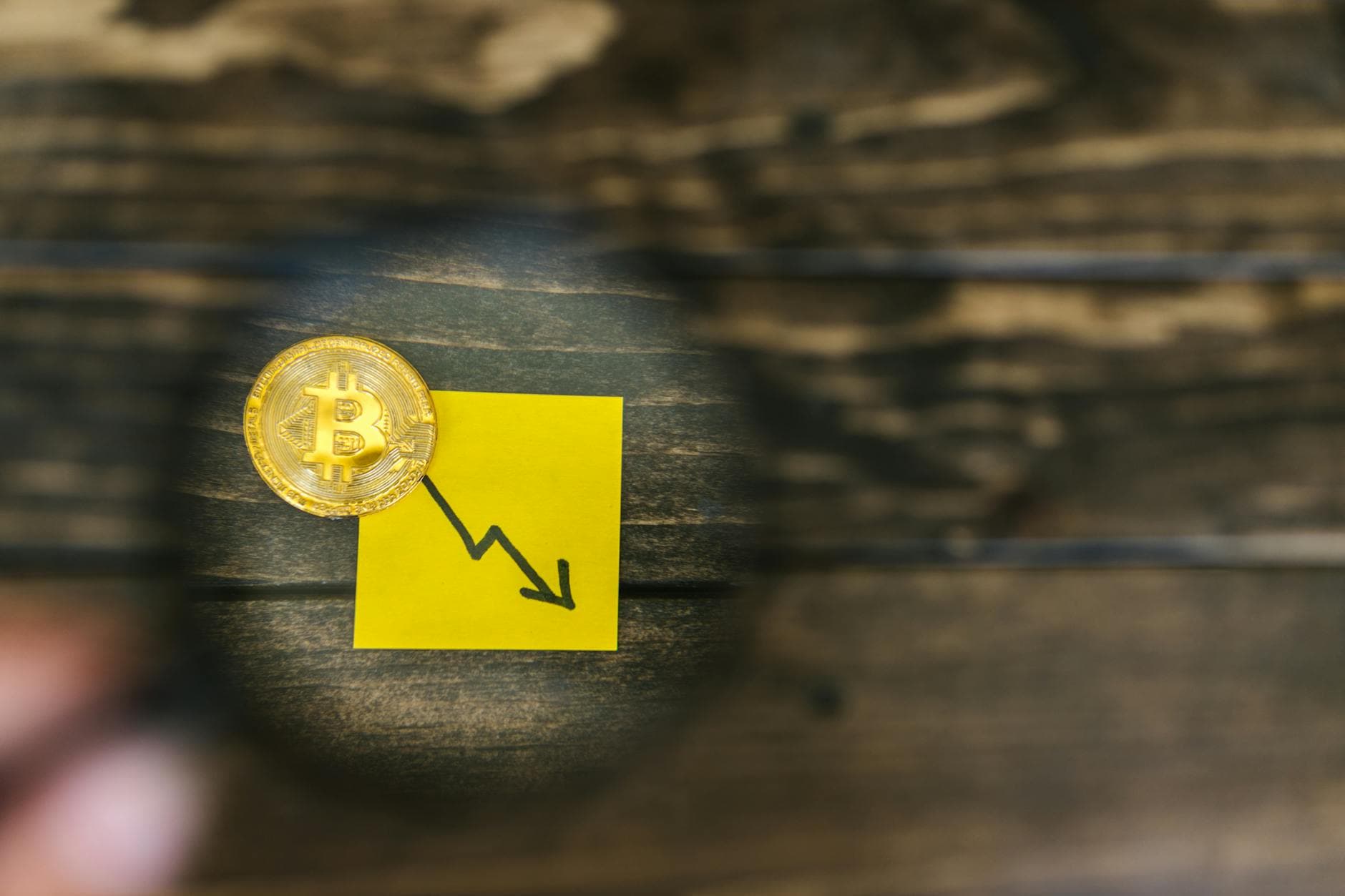 Crypto Market Slides on Fed Rate Hike Concerns