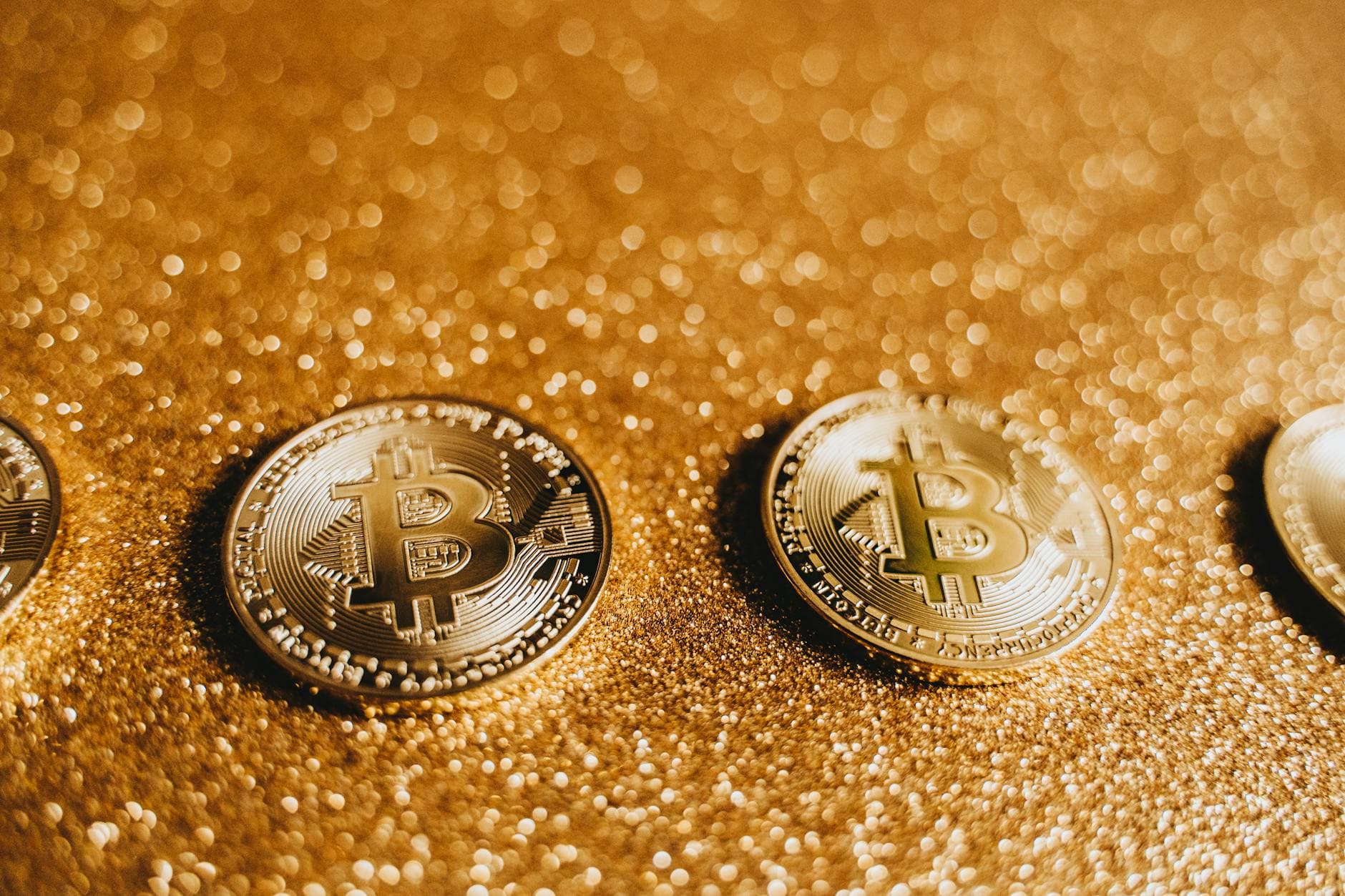 MARA Stock Pressured by $1.5B Bitcoin Sell-Off