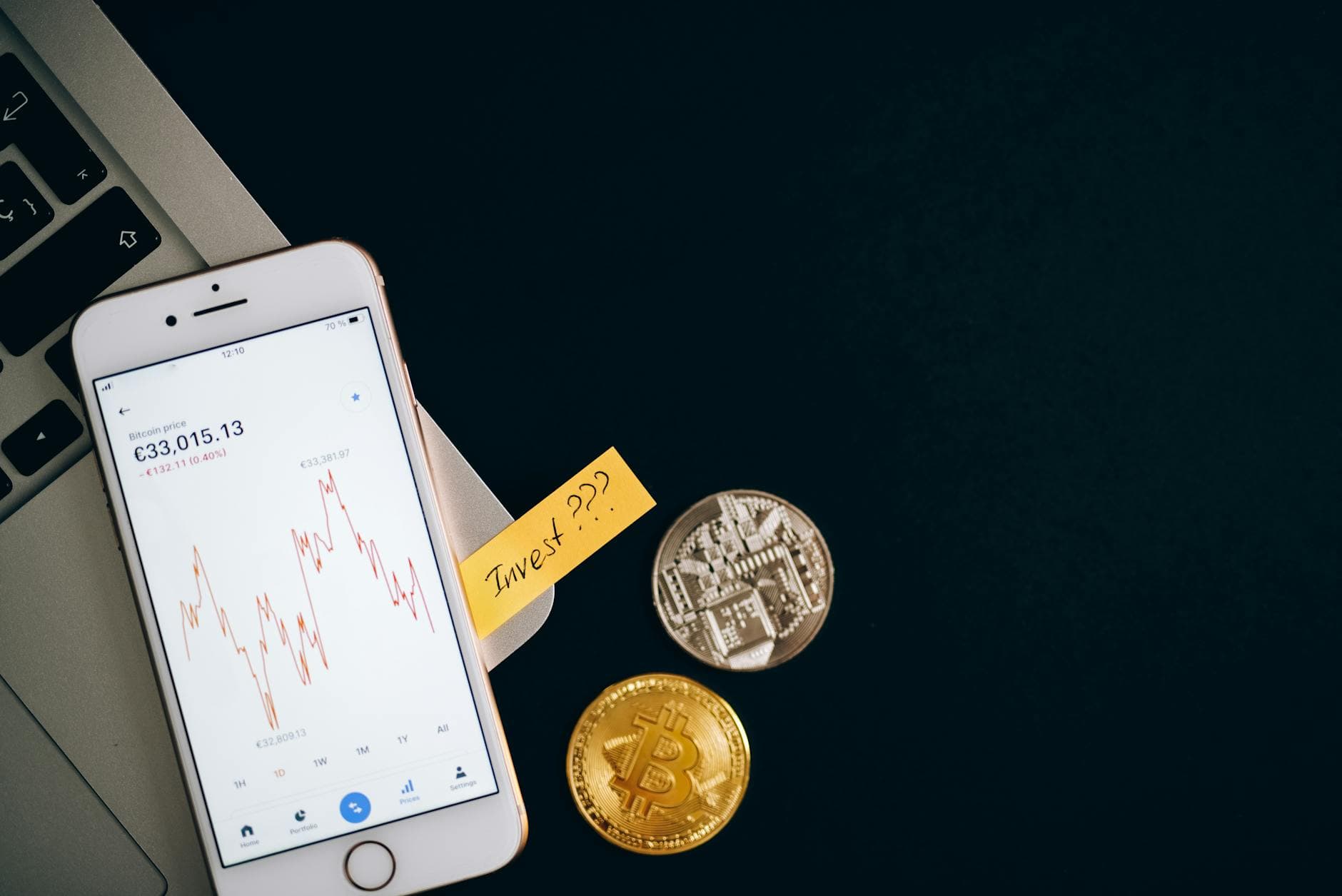 Bitcoin Surges 37% Since April: Catalysts & Risk Factors