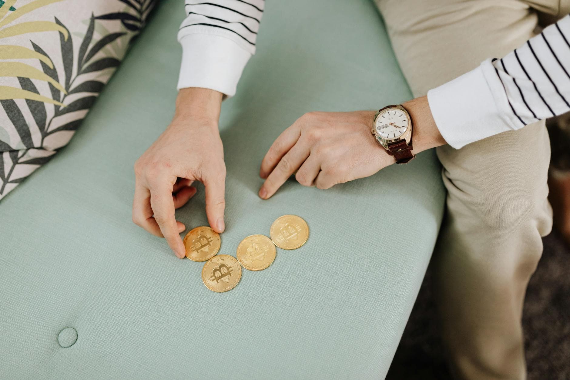 Retail Bitcoin Demand Drops 73% Amid $2B Futures Selloff