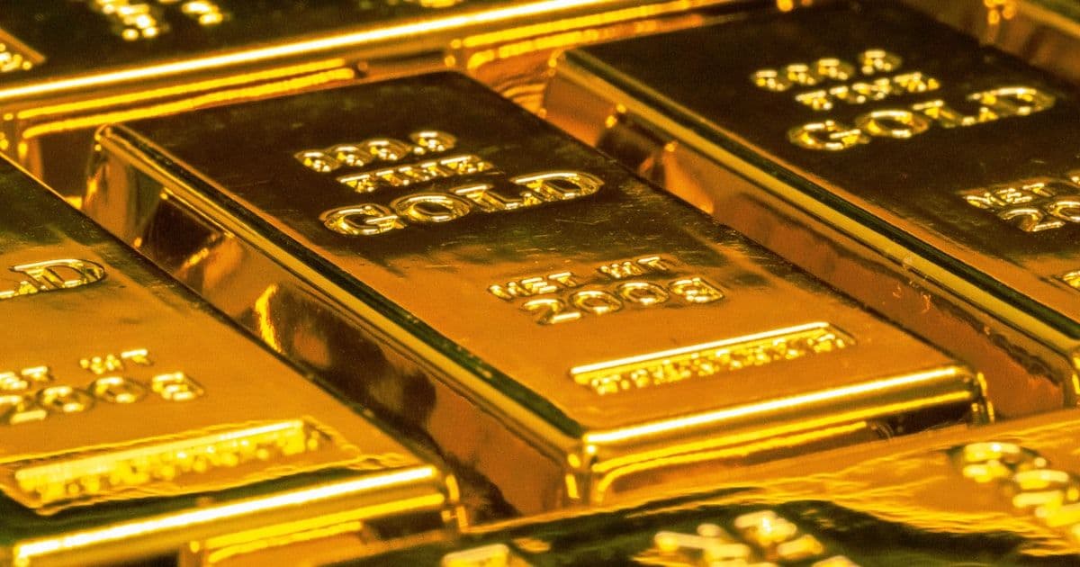 Gold Breaches \,200 for First Time as Central Banks Accelerate Buying
