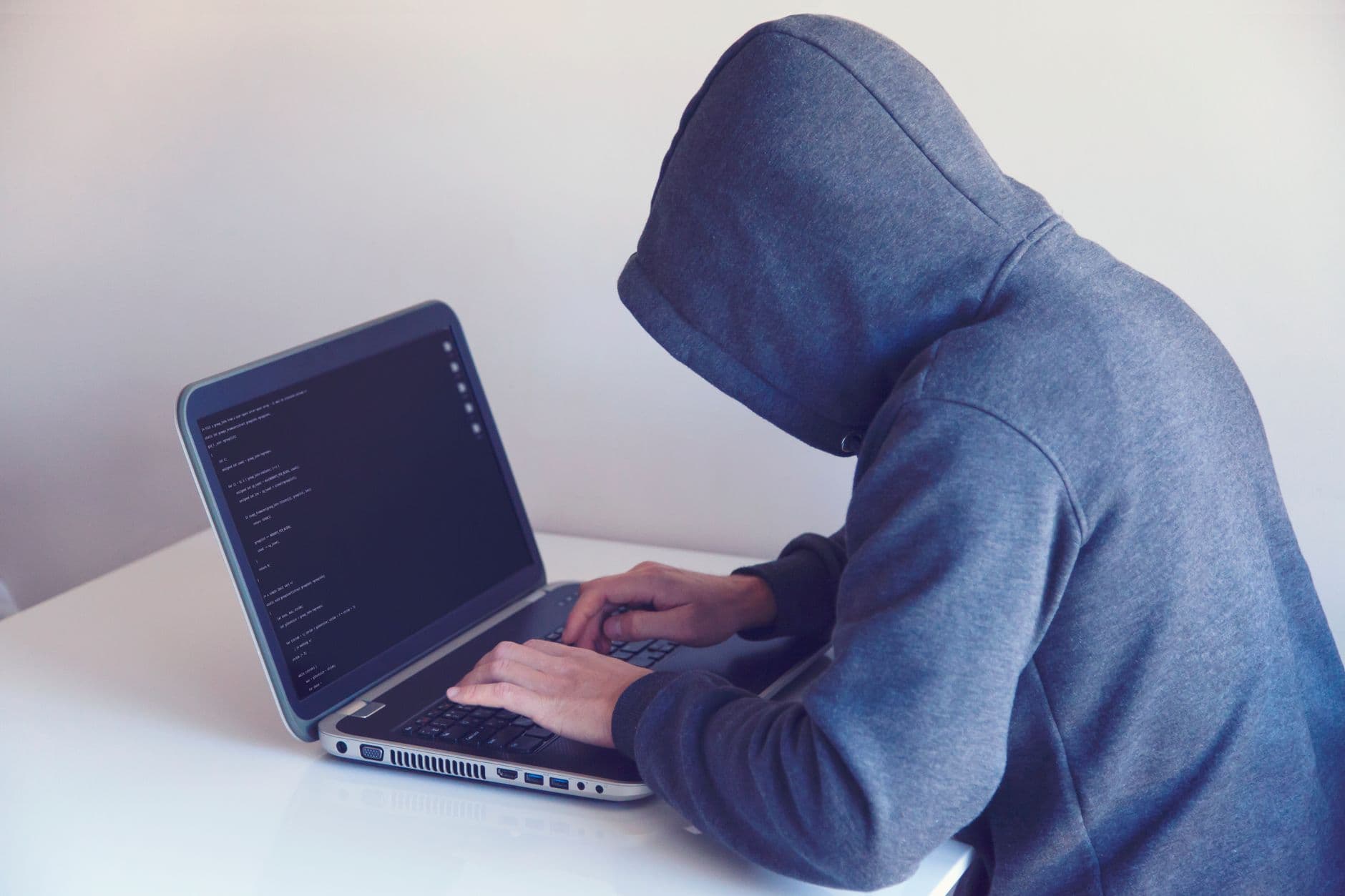 AI Uncovers Four-Year Zcash Flaw; Experts Warn Banking Systems at Risk