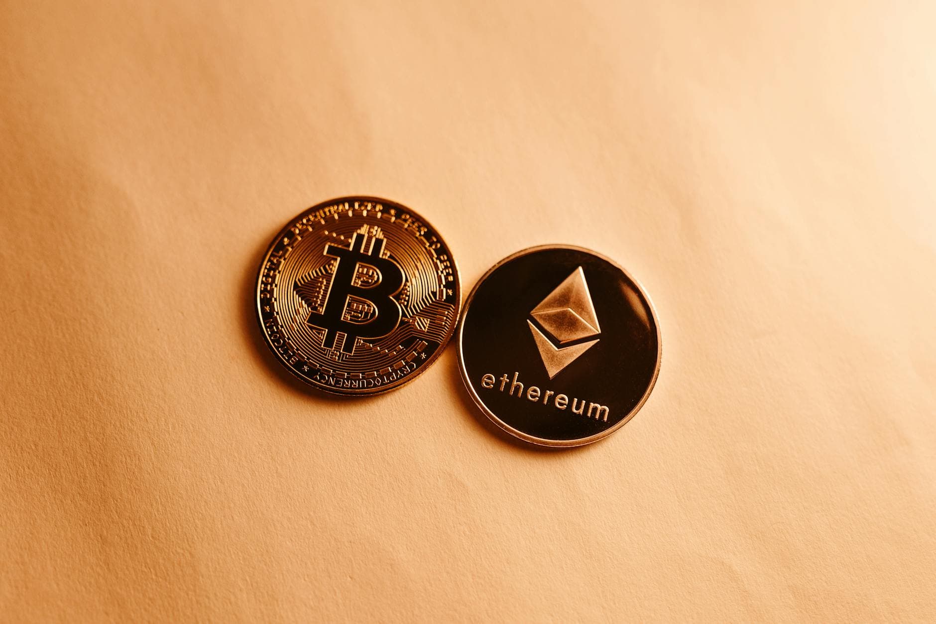 Harvard Slashes Bitcoin ETF Holdings 43%, Exits Ethereum Position