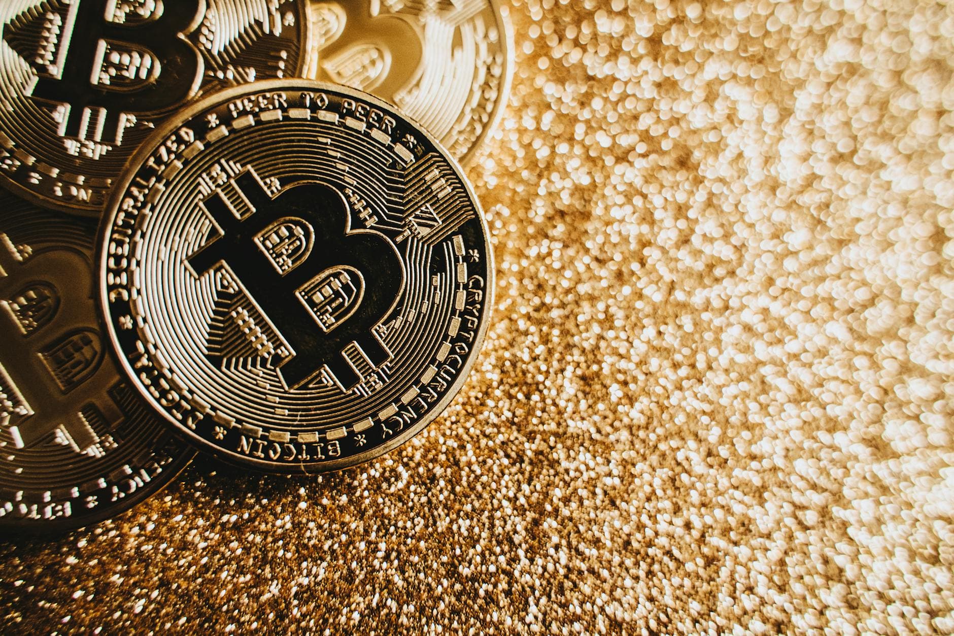 BlackRock's Bitcoin ETF Sees $1.29B Dark Pool Dump
